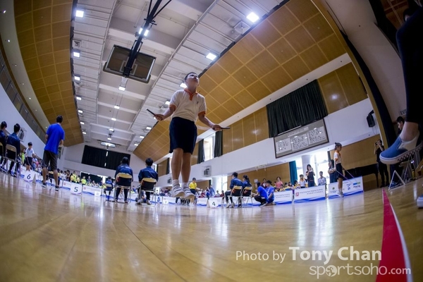 Skipping_050