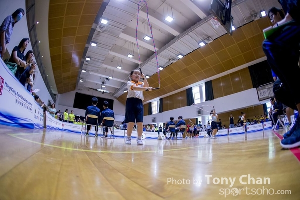 Skipping_076