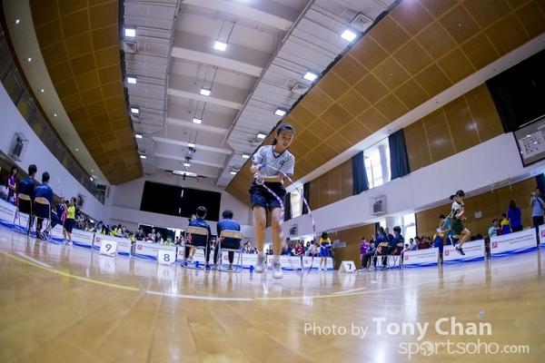 Skipping_082