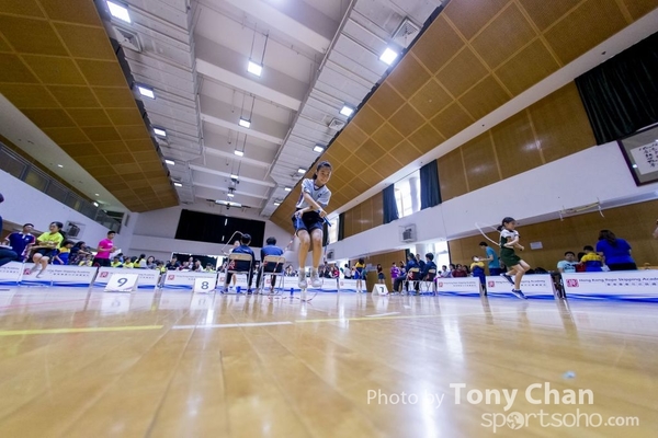 Skipping_083