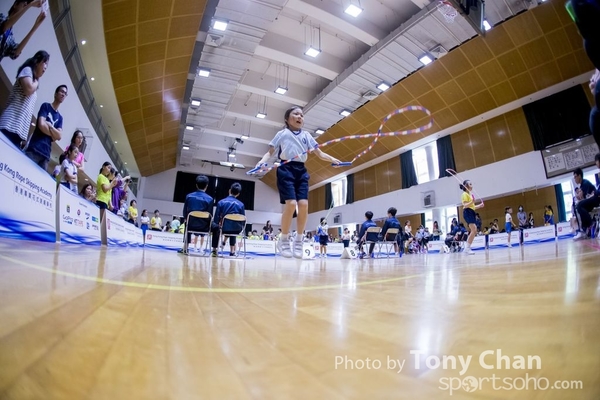 Skipping_094