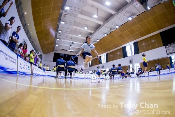 Skipping_098