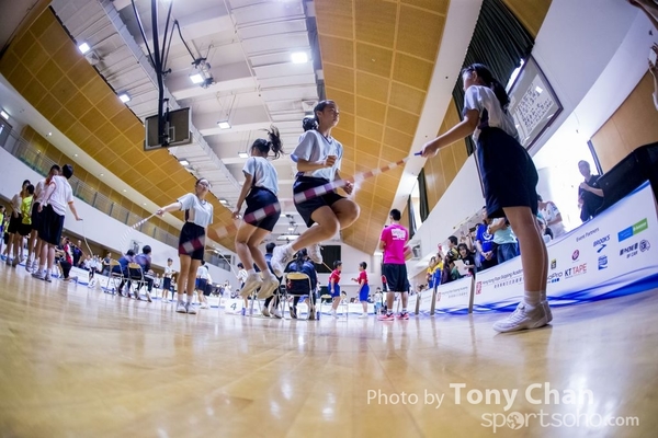Skipping_147