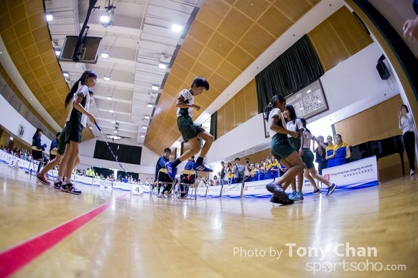 Skipping_157