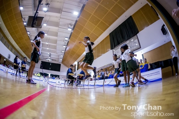 Skipping_159