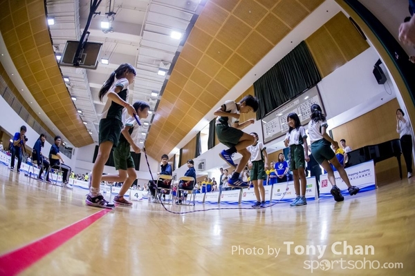 Skipping_172