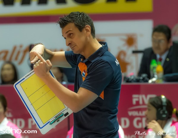 FIVB  (44)