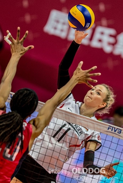 Volleyball D1 (12)