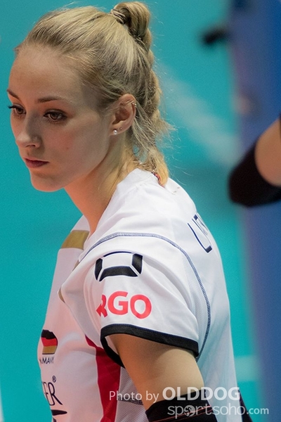 Volleyball D1 (34)