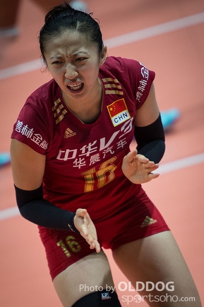 Volleyball D1 (128)