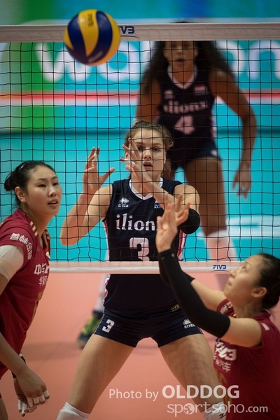 Volleyball D1 (132)