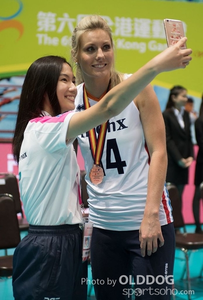 Volleyball D3 (100)