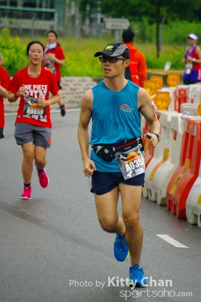 SG201085