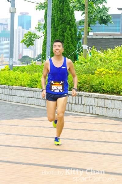 SG201752