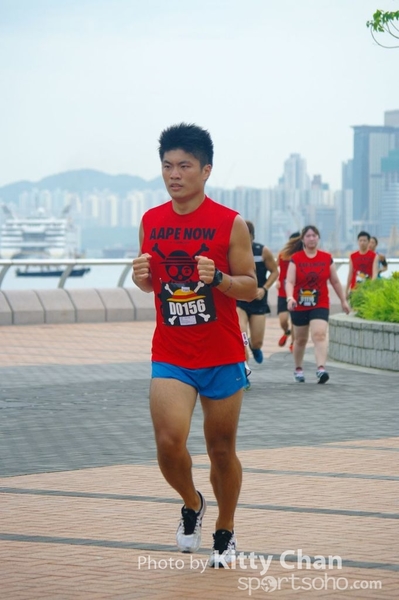 SG202583