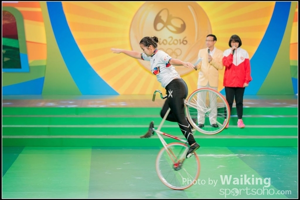 2016-08-28 China Olympus Team (pm) 0147