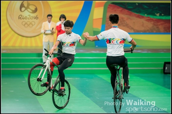 2016-08-28 China Olympus Team (pm) 0154