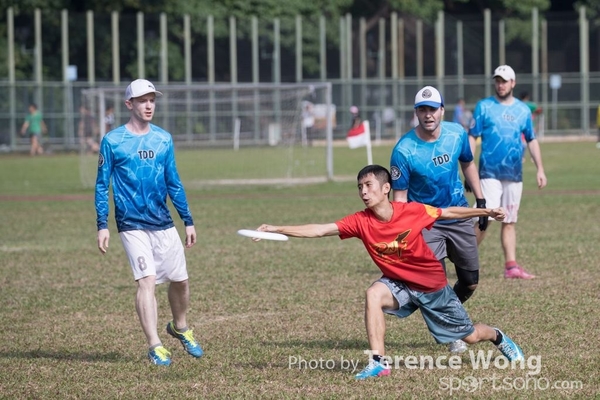 1DX_4758