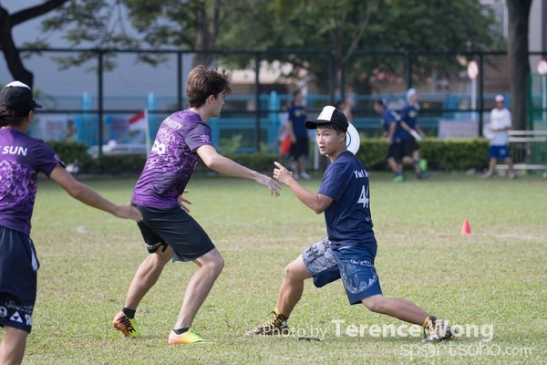 1DX_4895