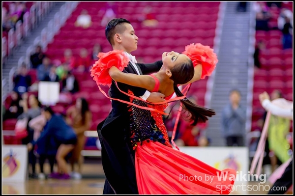 2016-12-24 Dance 1015