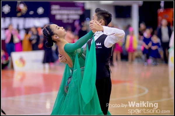 2016-12-24 Dance 1025