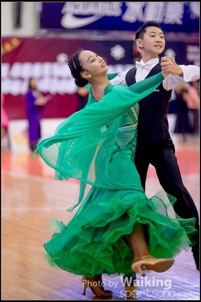 2016-12-24 Dance 1030