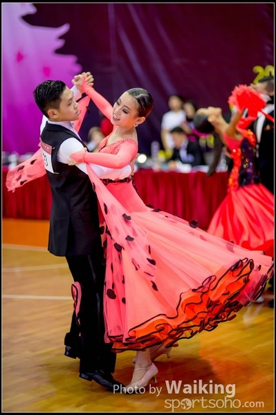 2016-12-24 Dance 1035