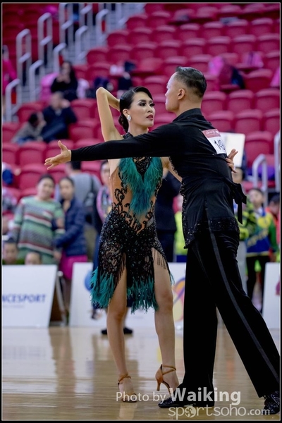 2016-12-24 Dance 1104
