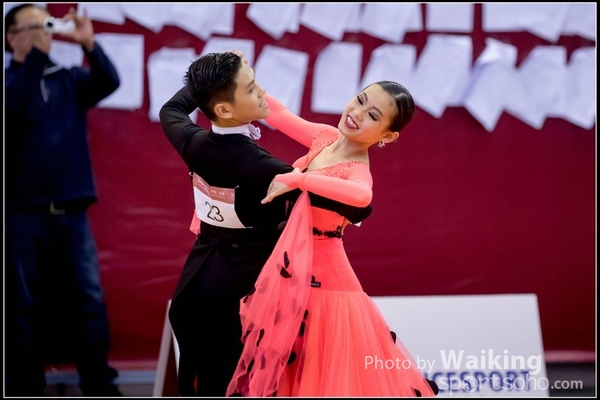 2016-12-24 Dance 1328