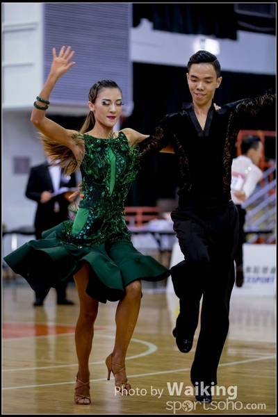 2016-12-24 Dance 1476