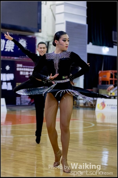2016-12-24 Dance 1550