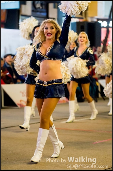 2017-01-28 Night Parade 0405