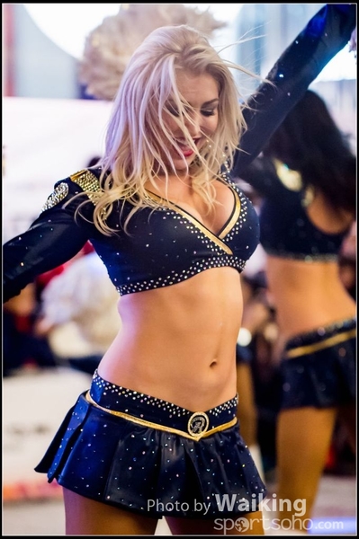 2017-01-28 Night Parade 0424
