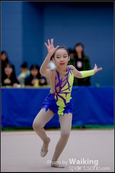 2017-11-25 Rhythmic Gym 0450