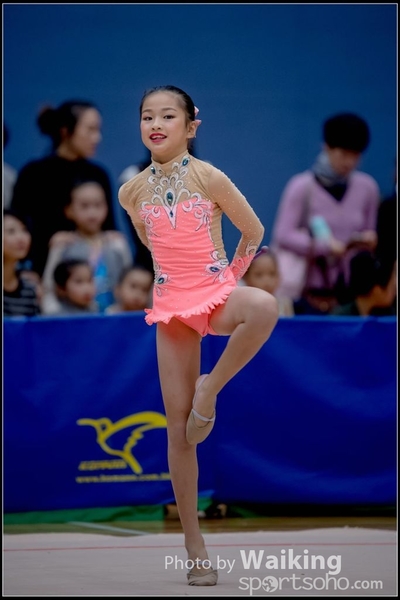 2017-11-25 Rhythmic Gym 1042