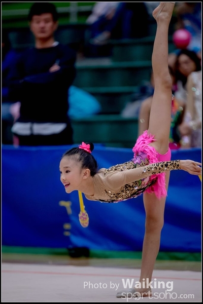 2017-11-25 Rhythmic Gym 1055