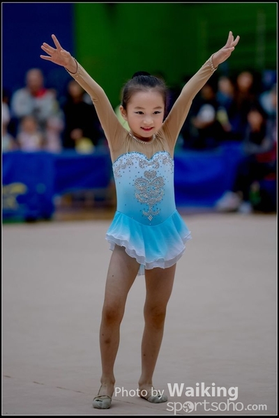 2017-11-25 Rhythmic Gym 1246