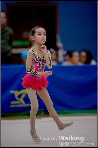 2017-11-25 Rhythmic Gym 1280