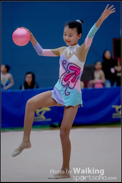 2017-11-25 Rhythmic Gym 1690
