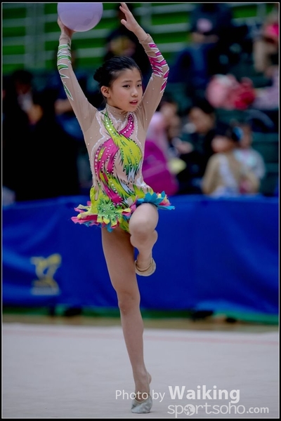 2017-11-25 Rhythmic Gym 1902