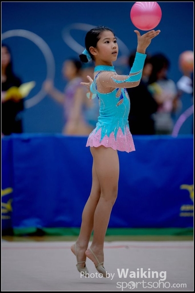 2017-11-25 Rhythmic Gym 2022