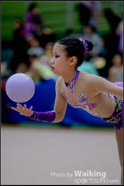 2017-11-25 Rhythmic Gym 2042