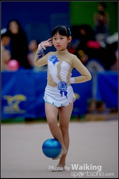 2017-11-25 Rhythmic Gym 2060