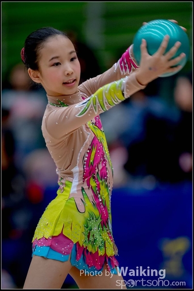 2017-11-25 Rhythmic Gym 2076