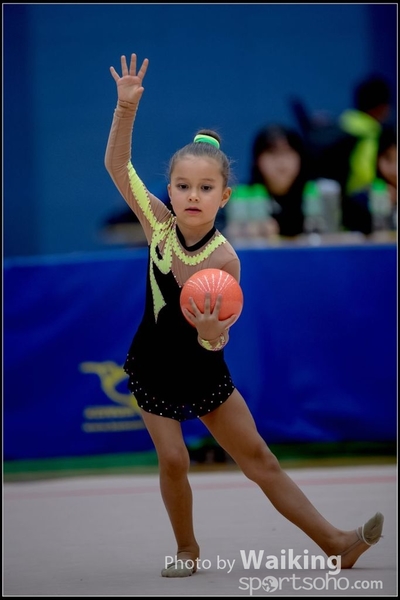 2017-11-25 Rhythmic Gym 2360