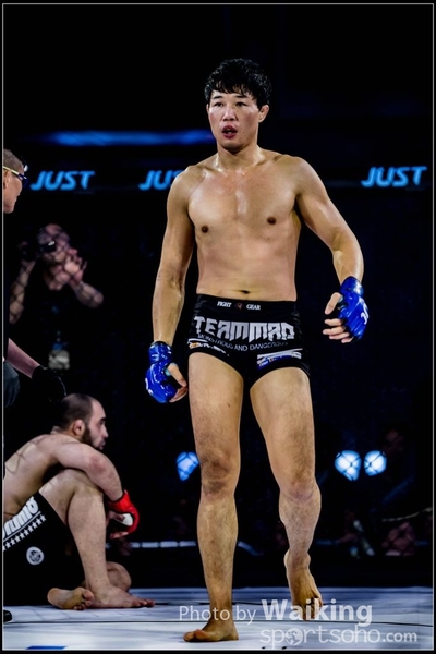 2017-12-01 MMA 0093