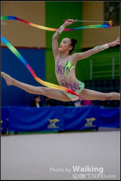 2017-11-26 Rhythmic Gym 1051