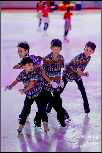 2017-12-23 Xmas Skating 0036