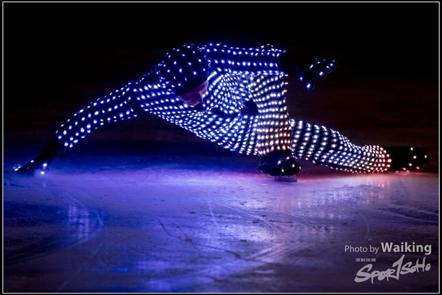 2017-12-23 Xmas Skating 0411