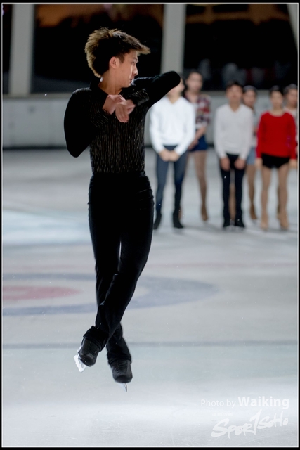 2017-12-23 Xmas Skating 0434